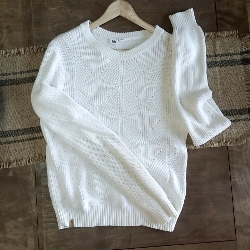 Tentree crew sweater